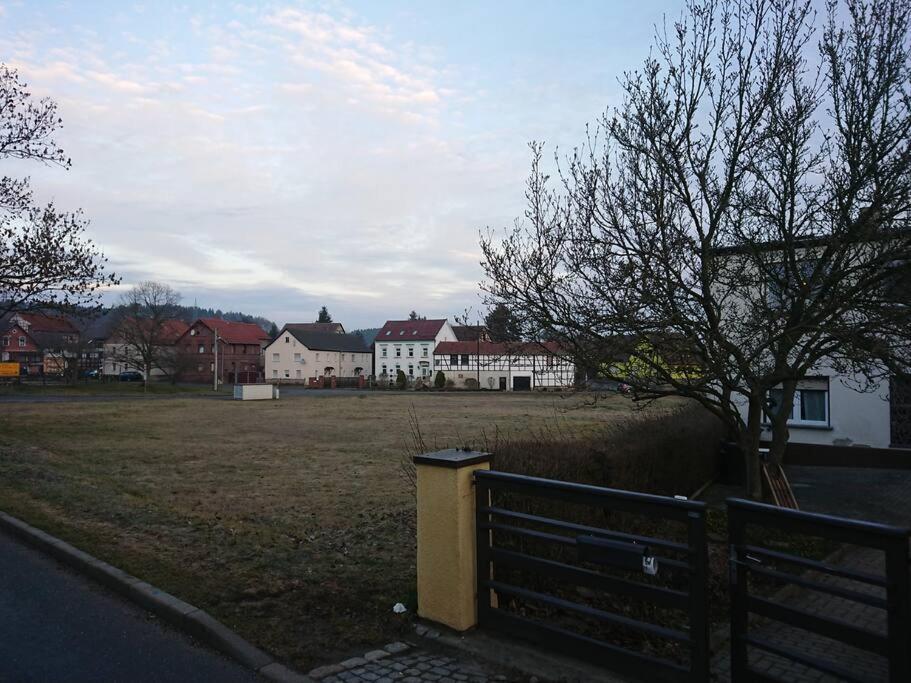 Auf Dem Land Und Doch Ganz Nah Apartman Krolpa Kültér fotó